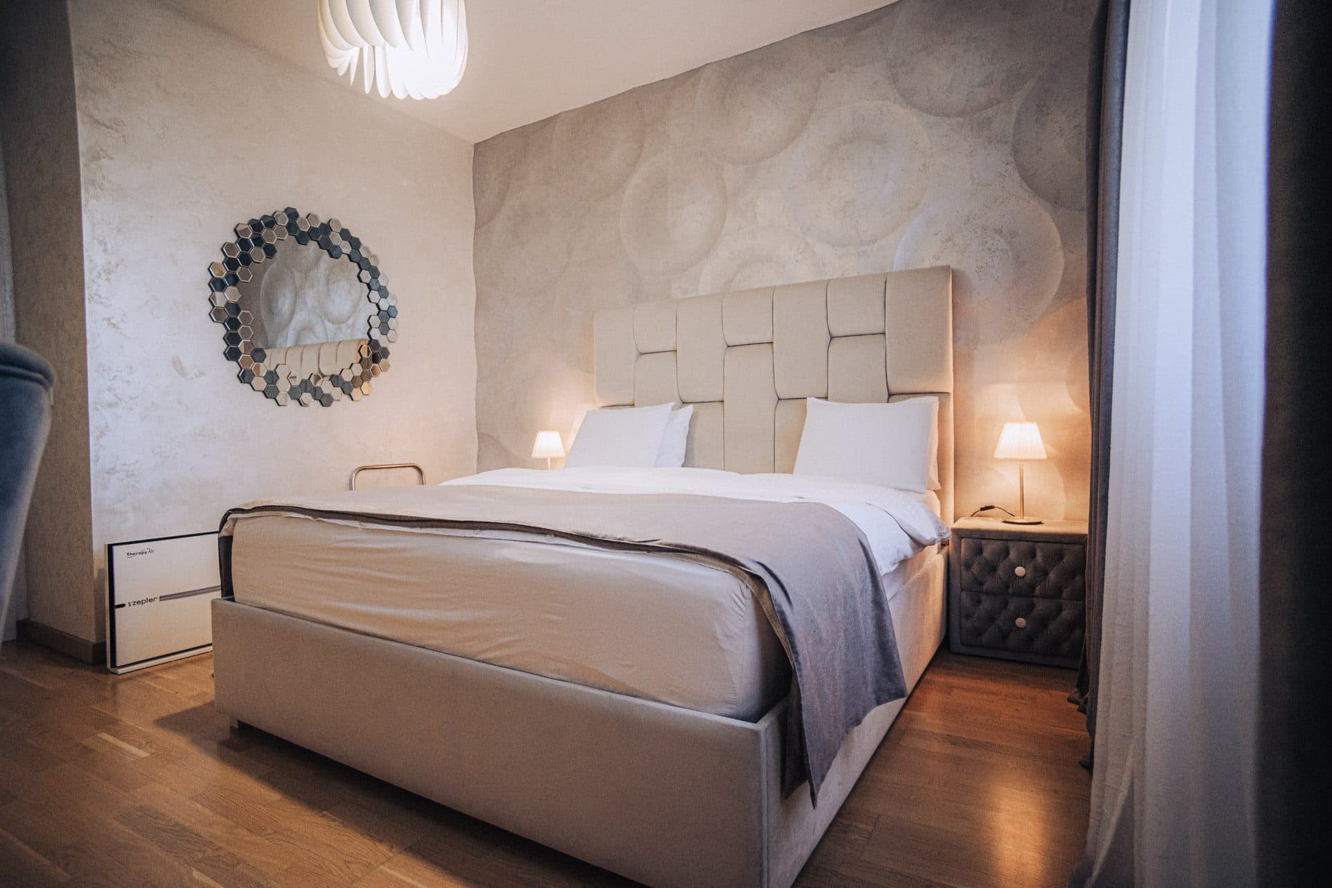 BW Vista Luxury — bedroom